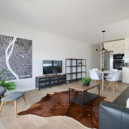 Penthouse Apartment By Hi5 -At The Top Of Budapest Exterior photo