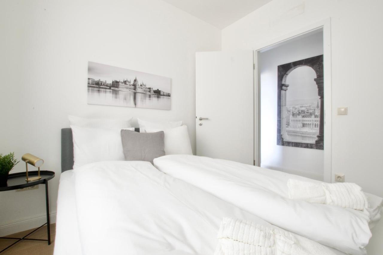 Penthouse Apartment By Hi5 -At The Top Of Budapest Exterior photo