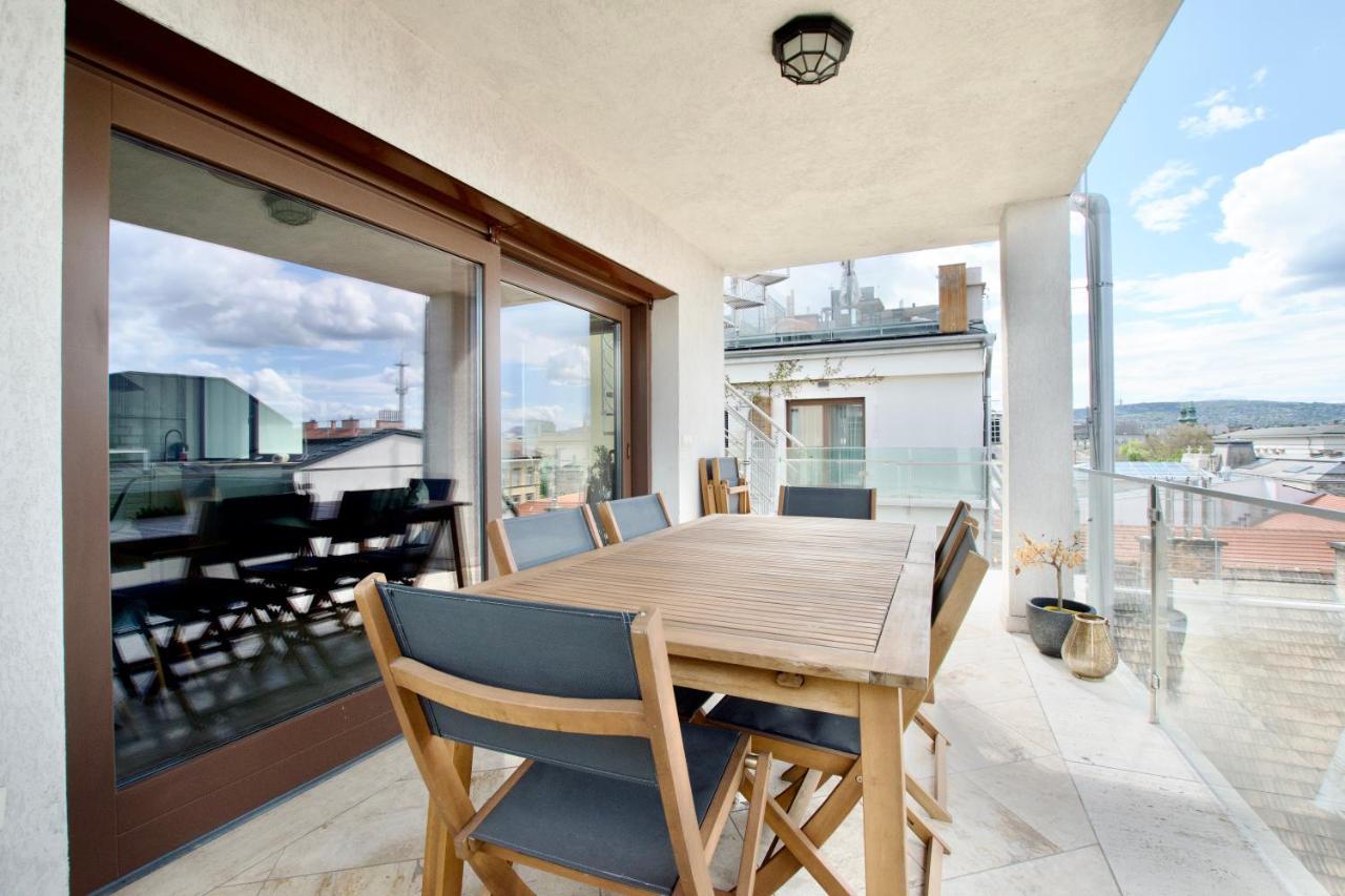 Penthouse Apartment By Hi5 -At The Top Of Budapest Exterior photo